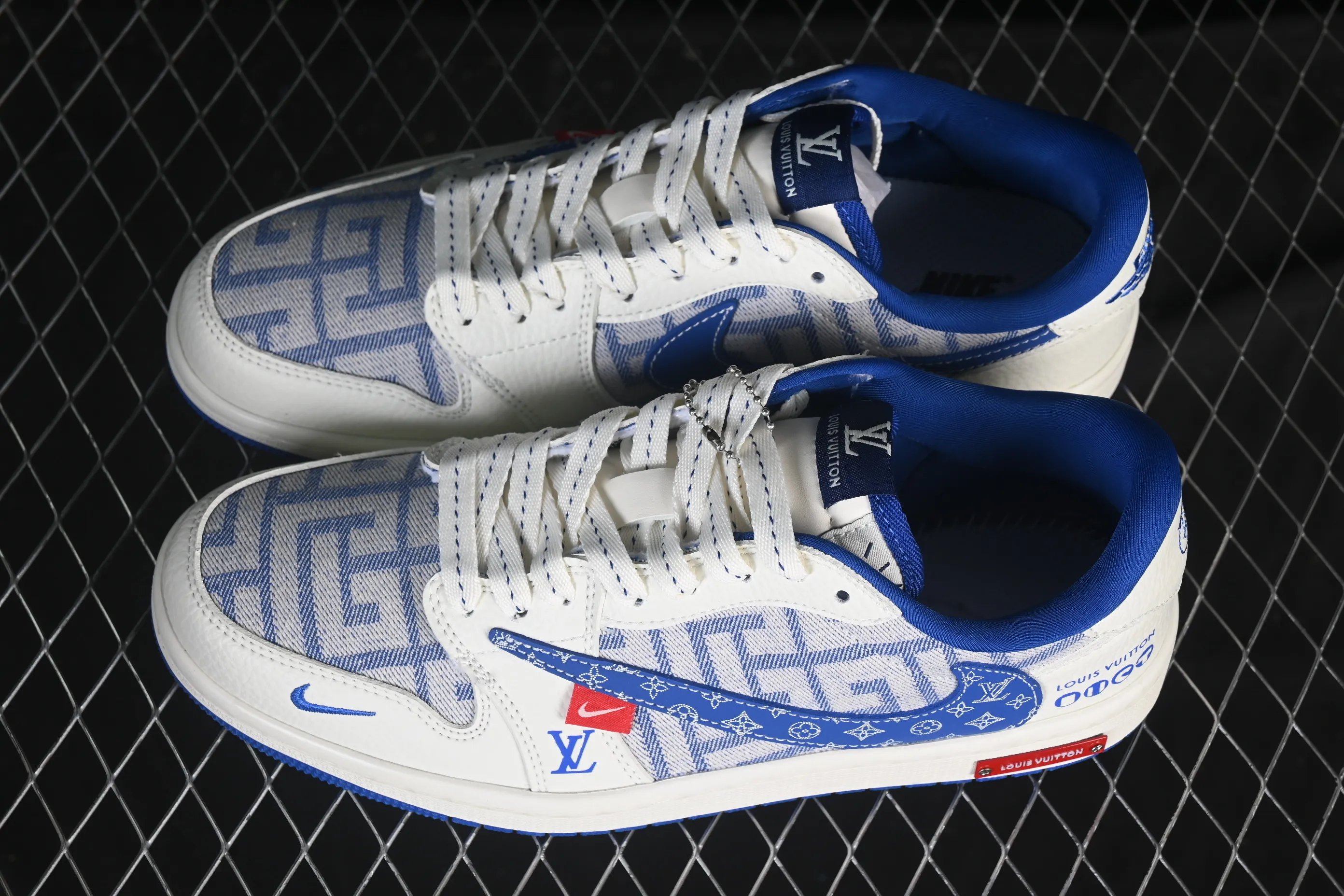 All categories Air Jordan Jordan series basketball shoes Air Jordan 1 Low High-end customized low-top sneakers Travis Scott x Fragment Design x Air Jordan 1 Low OG SP AJ1 Joe 1 LV joint white and blue denim low-top cultural casual sneakers SC0601-055